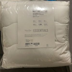 Martha Stewart king waterproof mattress pad